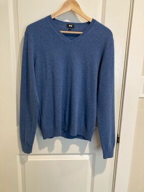 UNIQLO Womens Blue V-Neck Cashmere Sweater - size small